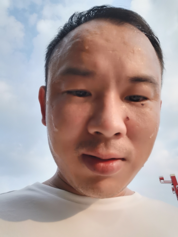 唐老鸭的第一张照片--廊坊相亲服务中心