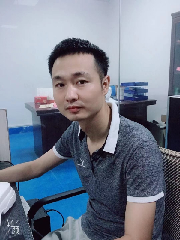 不忘初心的第一张照片--廊坊相亲服务中心