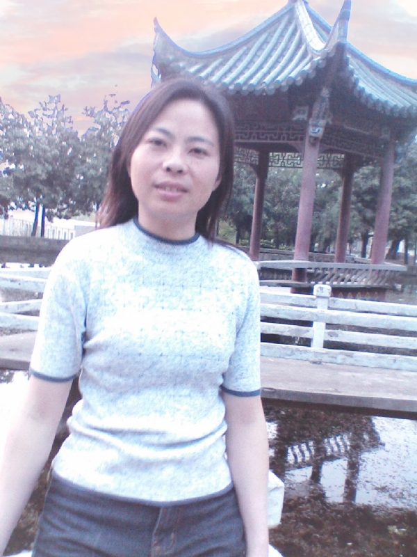 小草的第一张照片--廊坊相亲服务中心