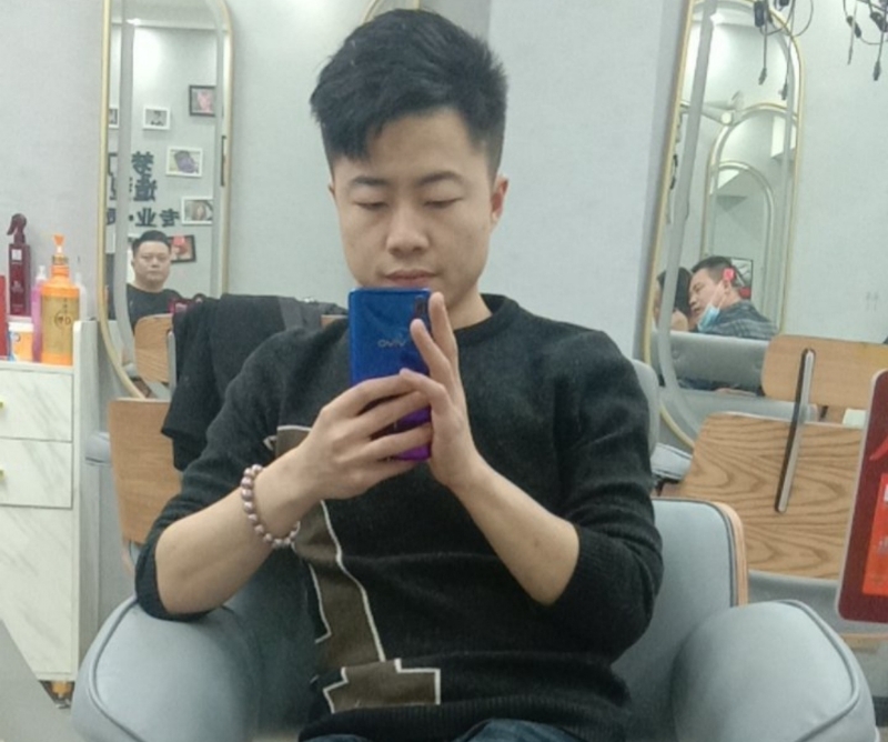 无法自拔的第一张照片--廊坊相亲服务中心