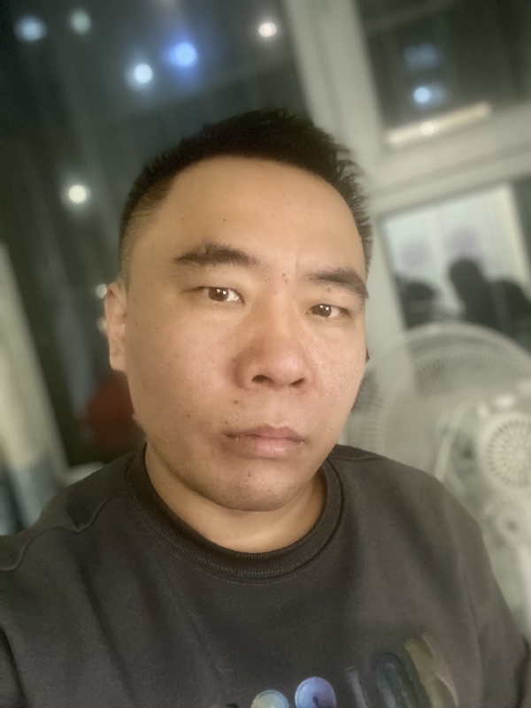 云的第三张照片--廊坊相亲服务中心