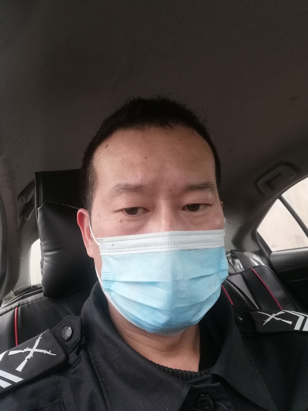 不会躲的刺猬的第一张照片--廊坊相亲服务中心