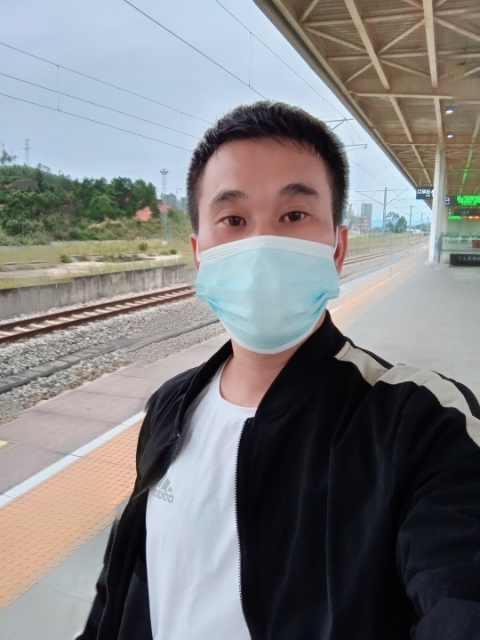 小李的第一张照片--廊坊相亲服务中心