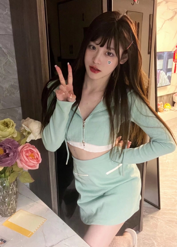 丹Dan的第一张照片--廊坊相亲服务中心