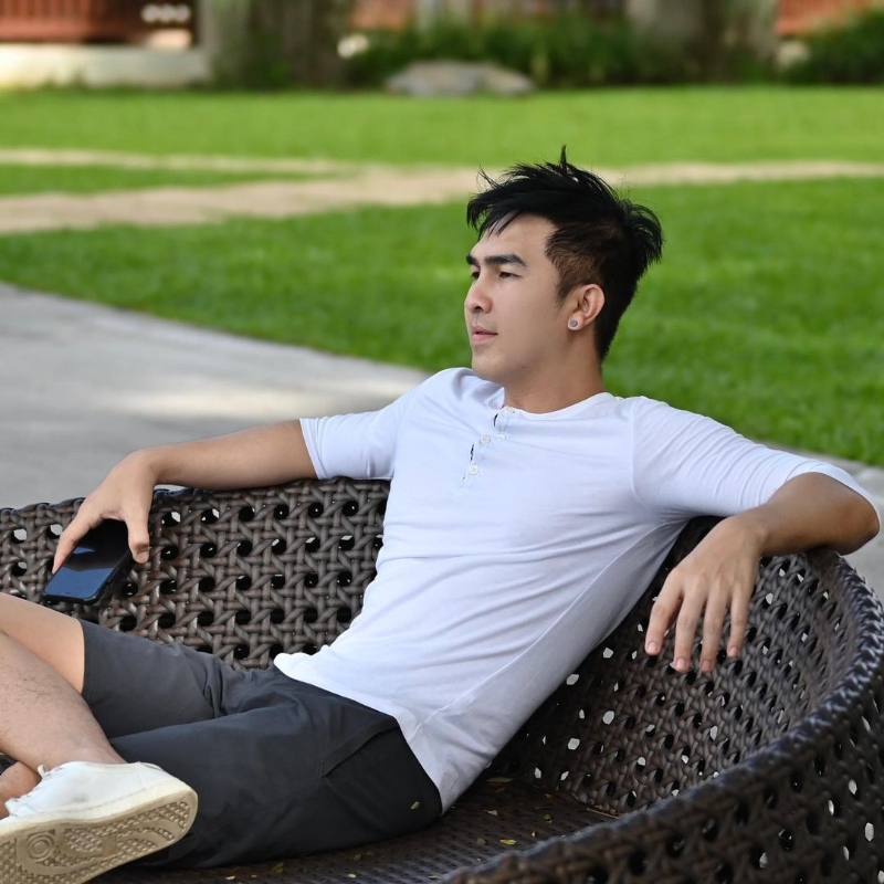 老曾的第一张照片--廊坊相亲服务中心