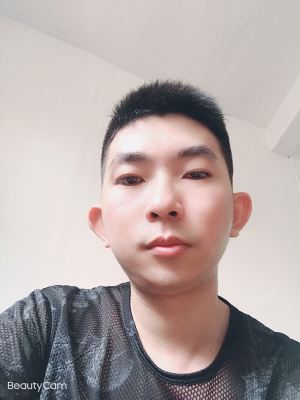 诚恳的第一张照片--廊坊相亲服务中心