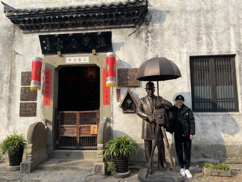 喝可乐的猫的第一张照片--廊坊相亲服务中心