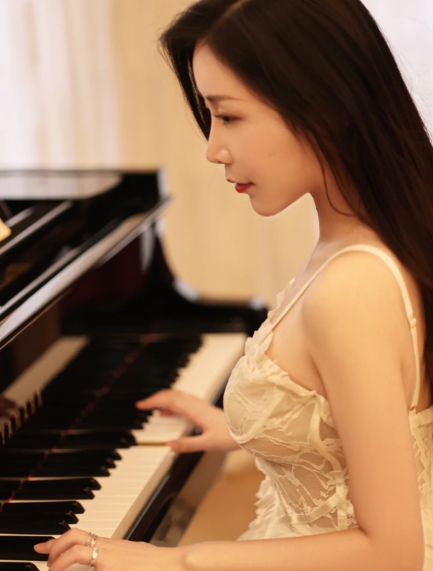 linlin的第二张照片--廊坊相亲服务中心