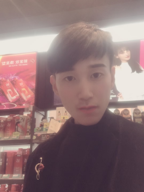 唯美的爱情故事的第一张照片--廊坊相亲服务中心