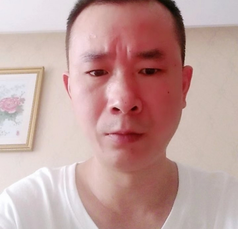 自由飞翔的第一张照片--廊坊相亲服务中心