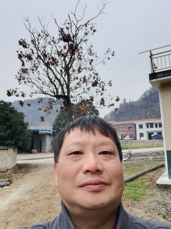 苏众青春冲浪的第一张照片--廊坊相亲服务中心