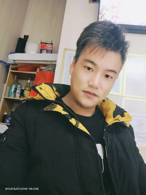 孤酒枕愁眼眠的第一张照片--廊坊相亲服务中心