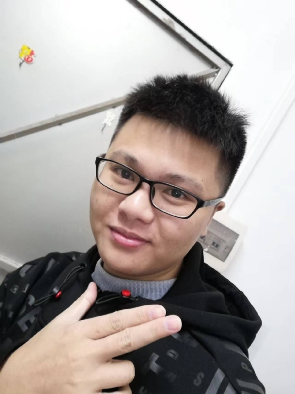 小小梦执的第一张照片--廊坊相亲服务中心