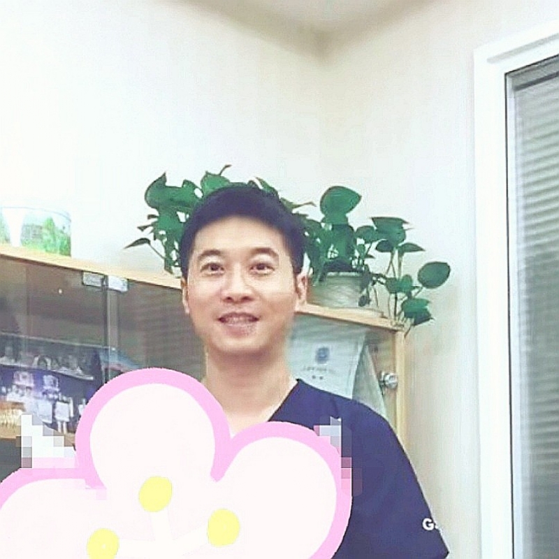 大手牵小手的第二张照片--廊坊相亲服务中心