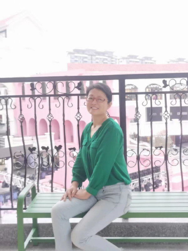 丽华的第六张照片--廊坊相亲服务中心