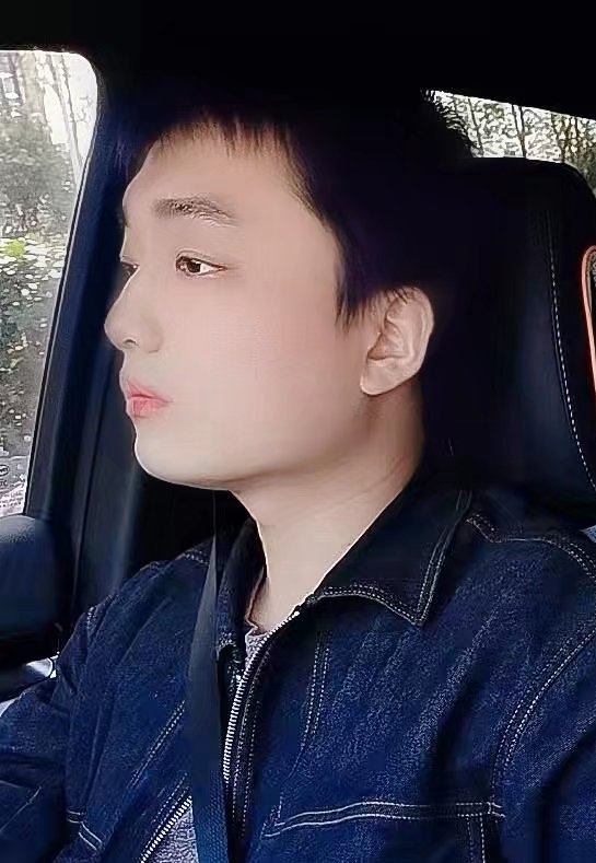 凉锦年的第一张照片--廊坊相亲服务中心