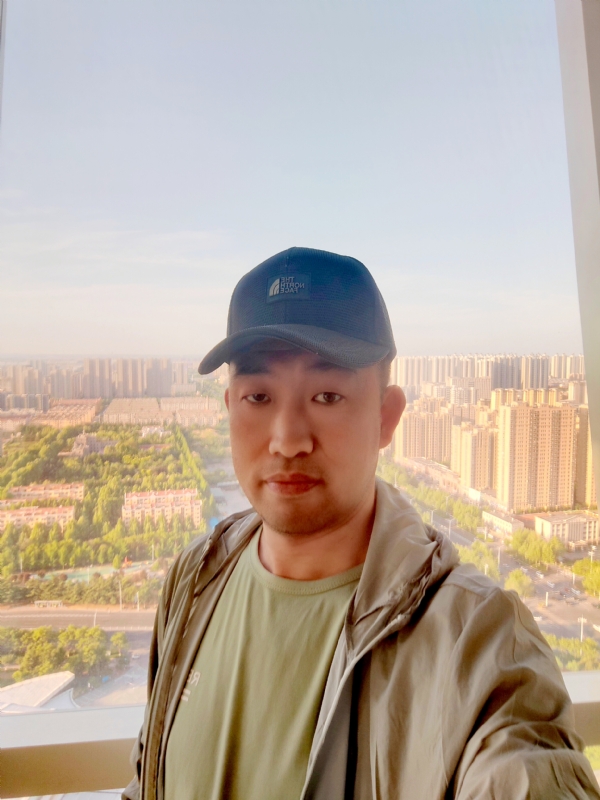 勇攀高峰的第二张照片--廊坊相亲服务中心