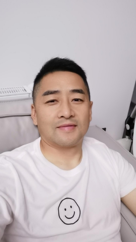 向阳而生的第一张照片--廊坊相亲服务中心