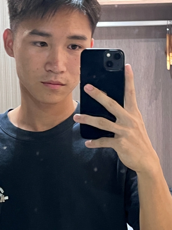 画家的第二张照片--廊坊相亲服务中心