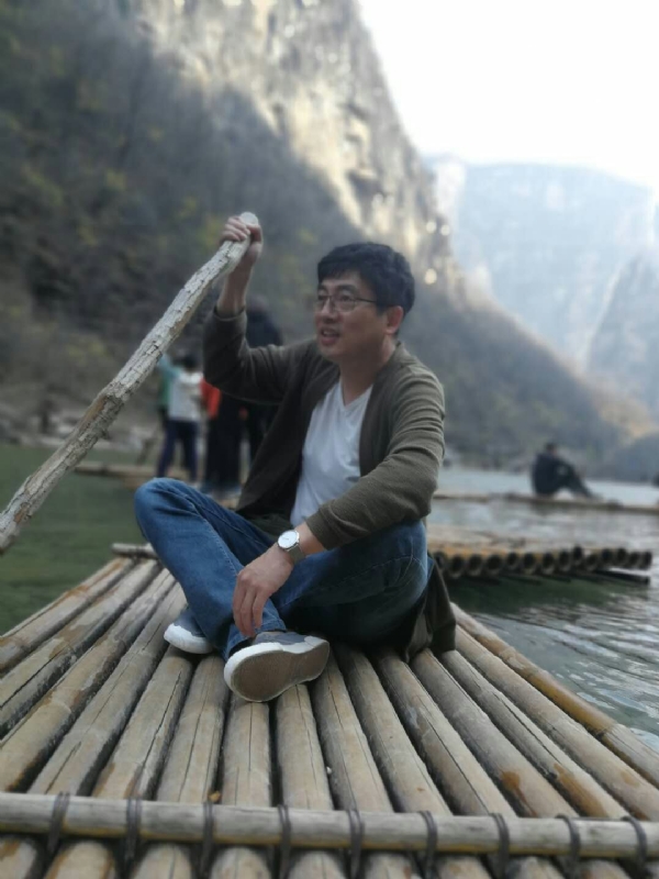 风被吹走了的第一张照片--廊坊相亲服务中心