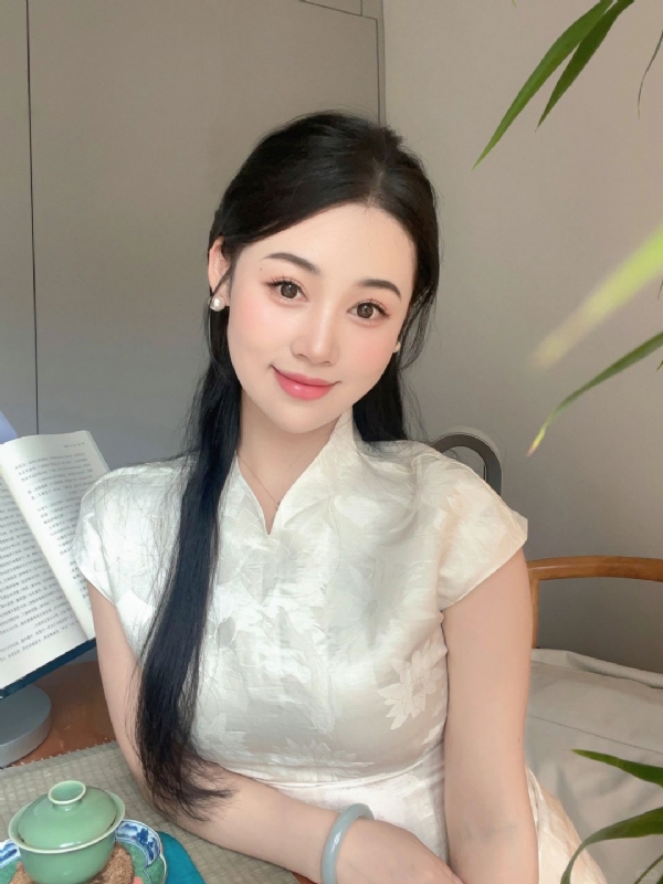 小慧的第一张照片--廊坊相亲服务中心