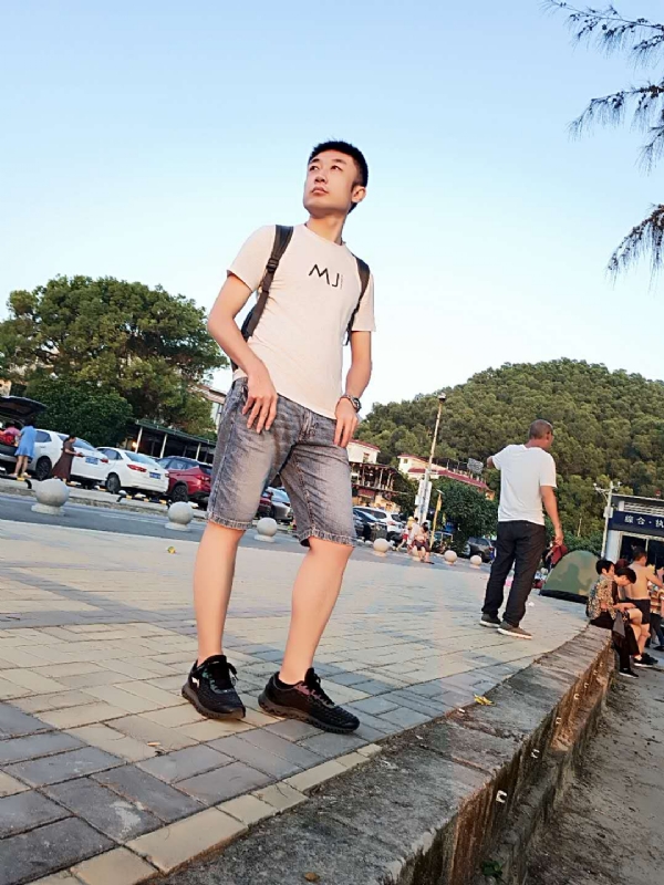 俊皓的第二张照片--廊坊相亲服务中心