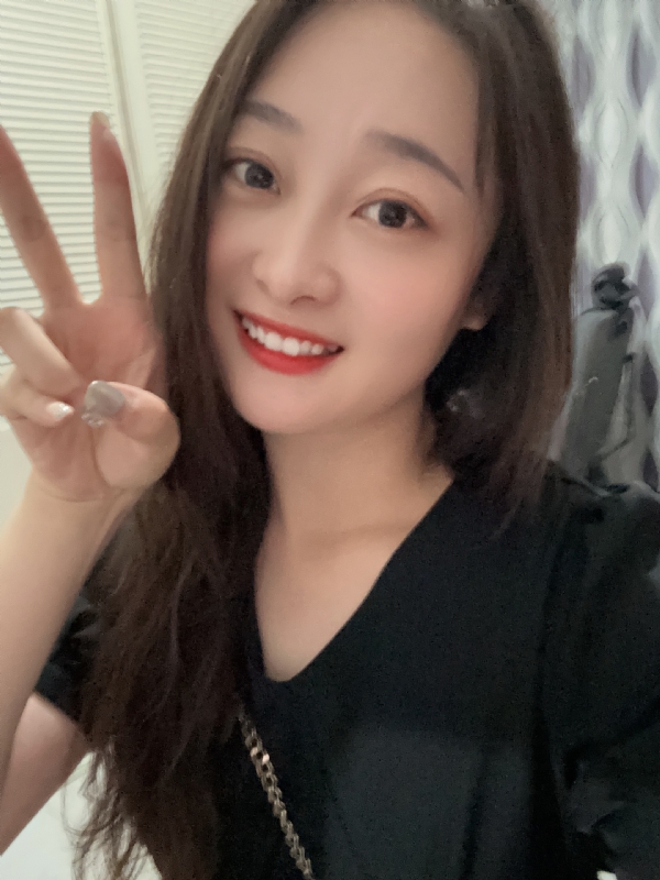 草莓的第一张照片--廊坊相亲服务中心