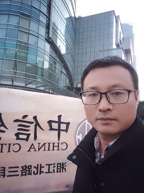 晚秋的第一张照片--廊坊相亲服务中心