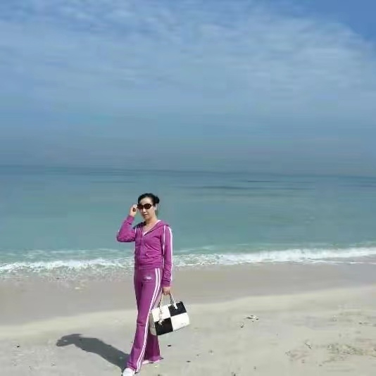 红红的第一张照片--廊坊相亲服务中心