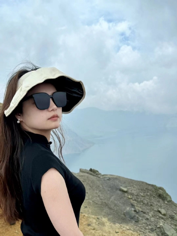 随梦的第一张照片--廊坊相亲服务中心