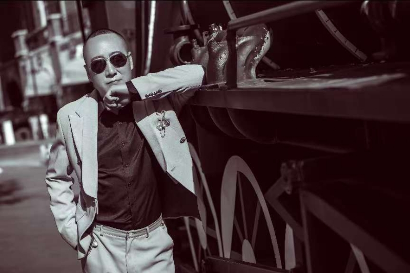 孤独燃烧的第一张照片--廊坊相亲服务中心