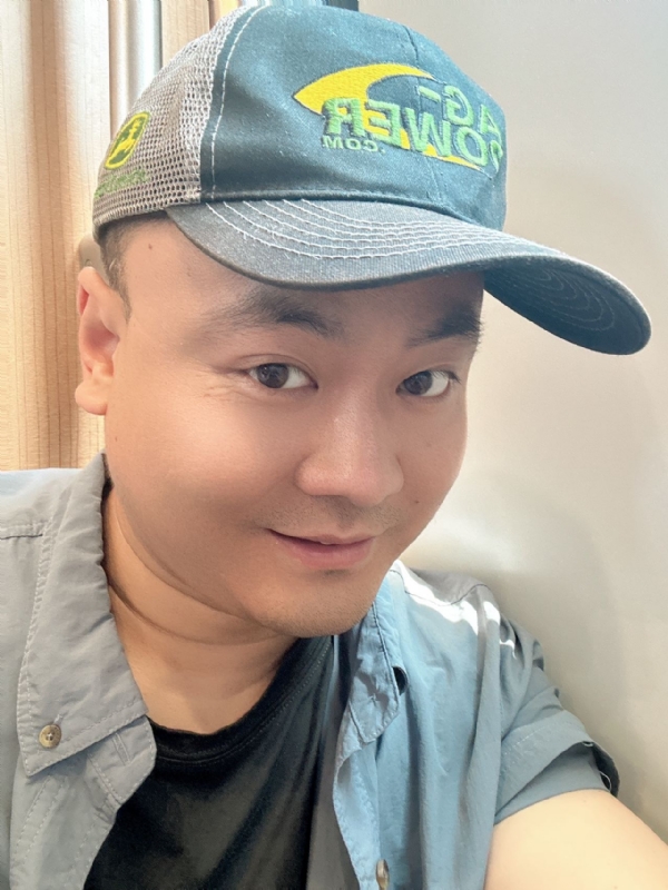 冰的第二张照片--廊坊相亲服务中心