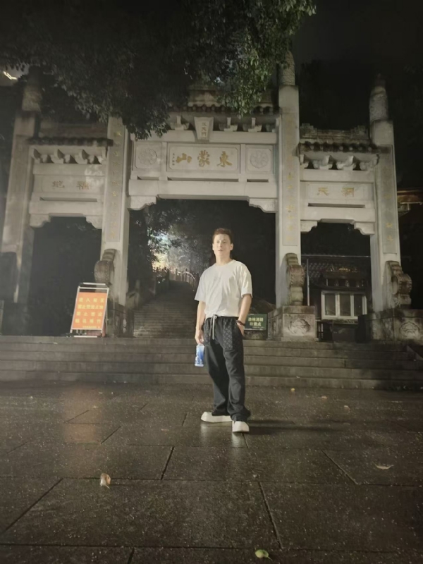 慕晨的第一张照片--廊坊相亲服务中心