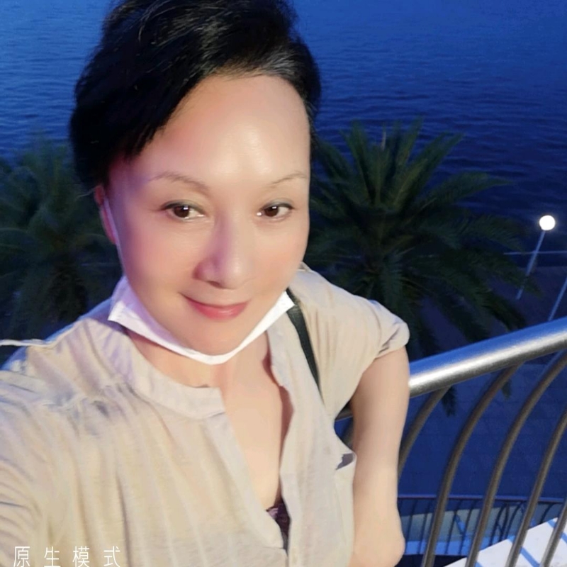 hong的第一张照片--廊坊相亲服务中心