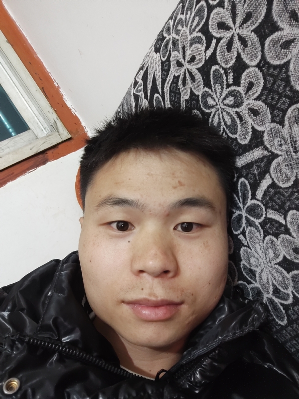 麒麟区幼儿园扛把子的第三张照片--廊坊相亲服务中心