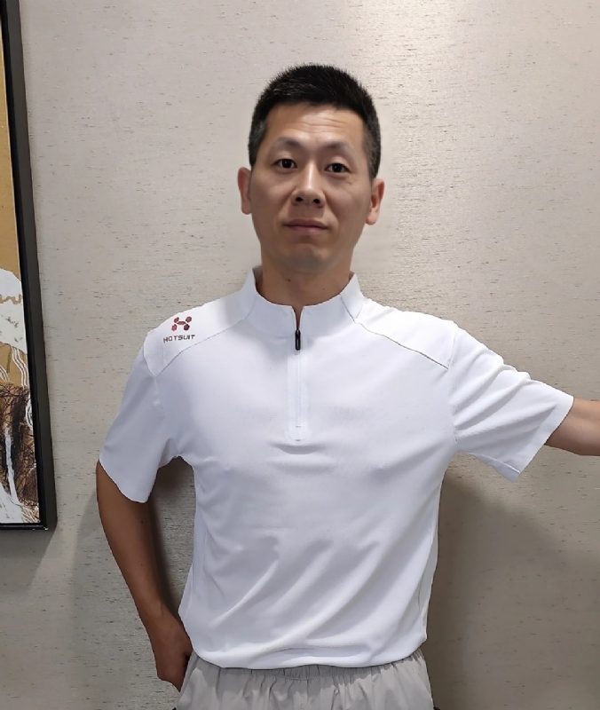 红旗下长大的第一张照片--廊坊相亲服务中心