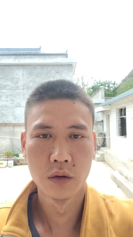 简单点的第一张照片--廊坊相亲服务中心