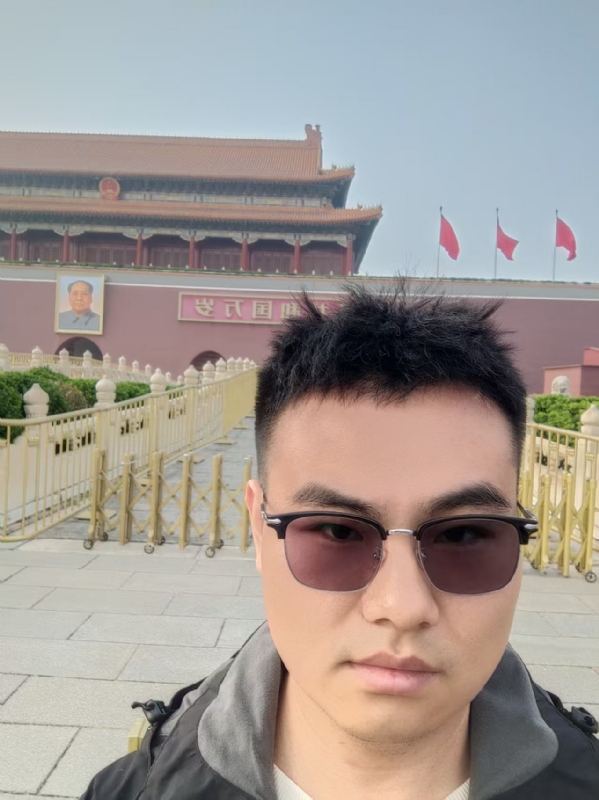 喧嚣的风的第一张照片--廊坊相亲服务中心