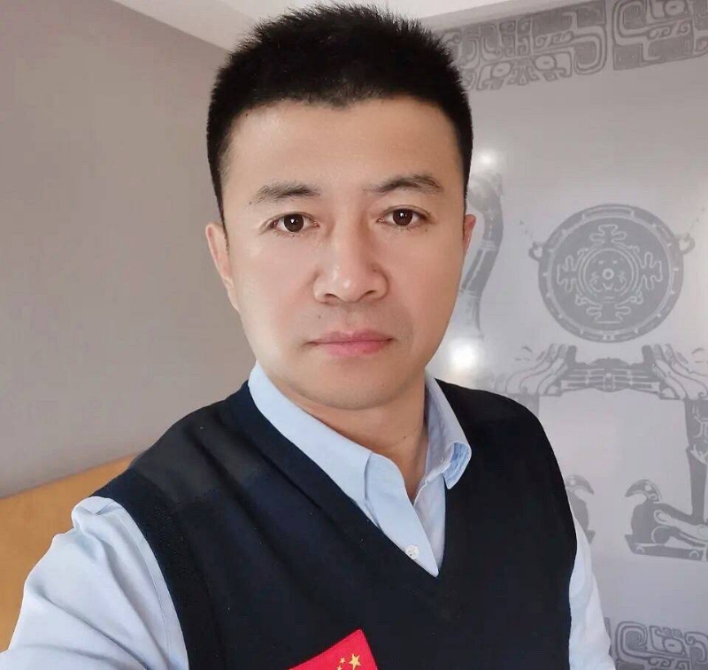 生在红旗下的第二张照片--廊坊相亲服务中心