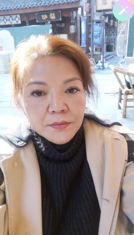 宛霞的第二张照片--廊坊相亲服务中心