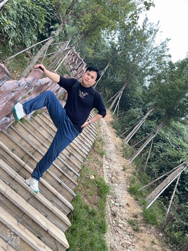 择一人白头偕老的第二张照片--廊坊相亲服务中心