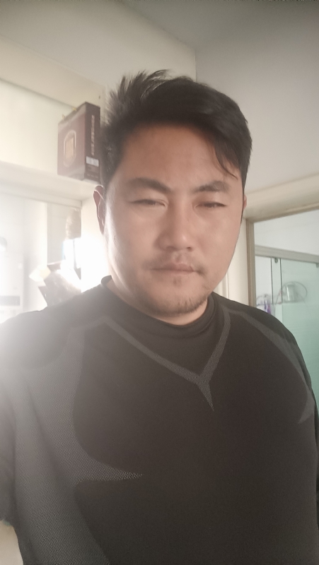 冲出亚马逊的第一张照片--廊坊相亲服务中心