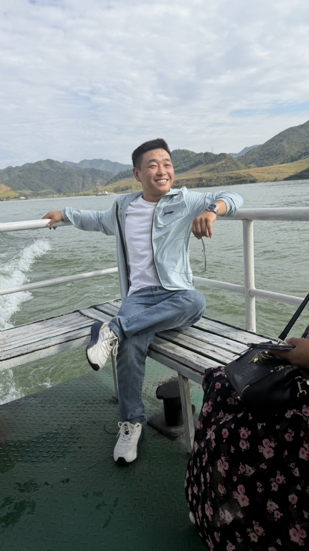 烟花易笑的第一张照片--廊坊相亲服务中心