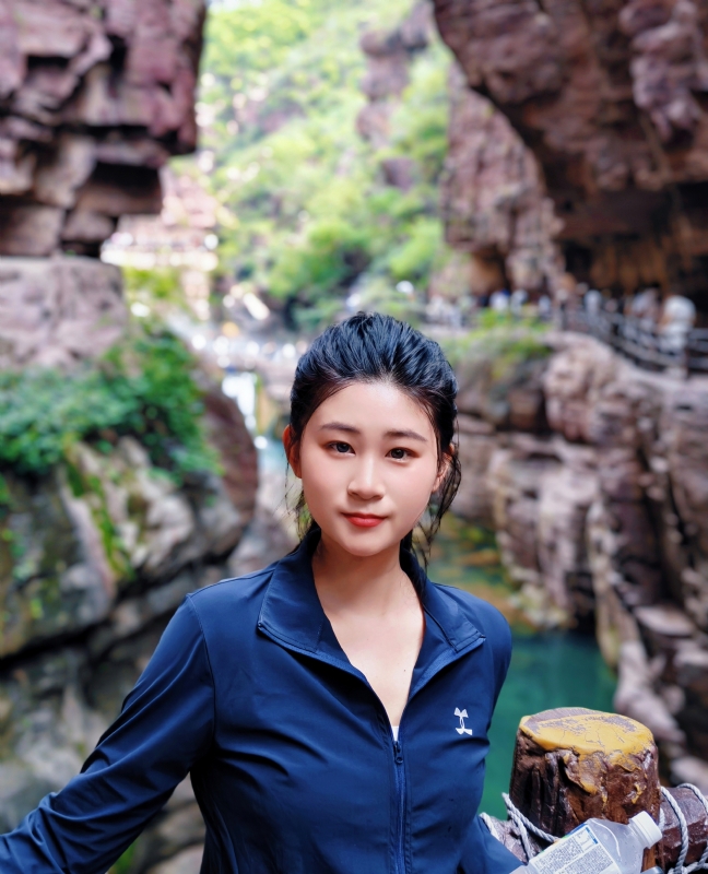 小S的第二张照片--廊坊相亲服务中心