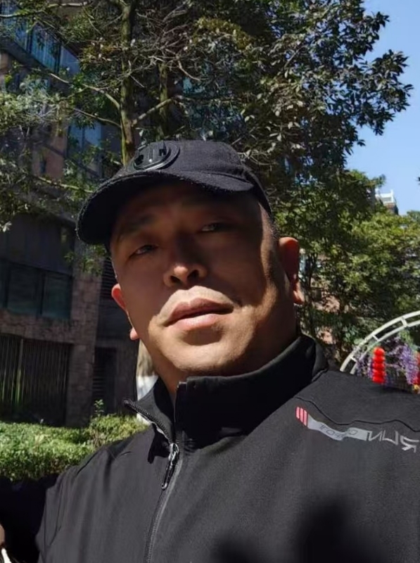 蓝色海洋的第一张照片--廊坊相亲服务中心