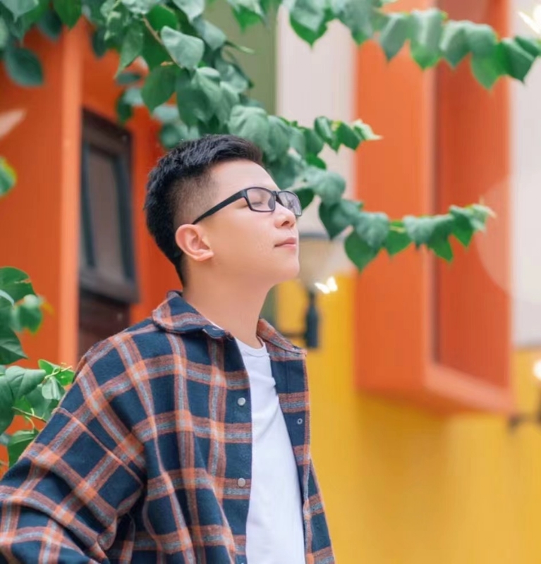 版本之子的第一张照片--廊坊相亲服务中心