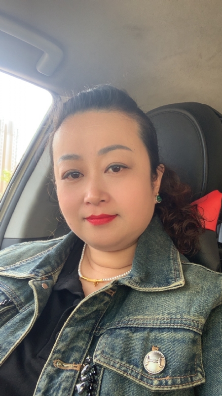 云中的蝶的第一张照片--廊坊相亲服务中心